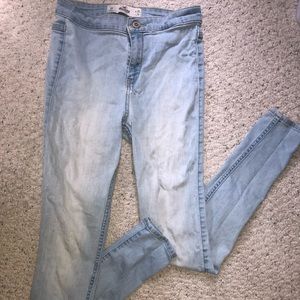 Light wash jeans